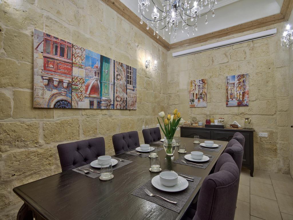 Julesy'S Bnb Cospicua Exterior foto