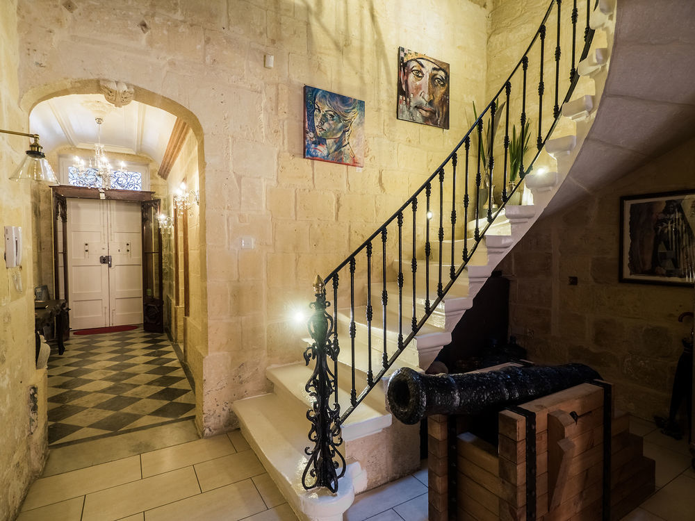 Julesy'S Bnb Cospicua Exterior foto
