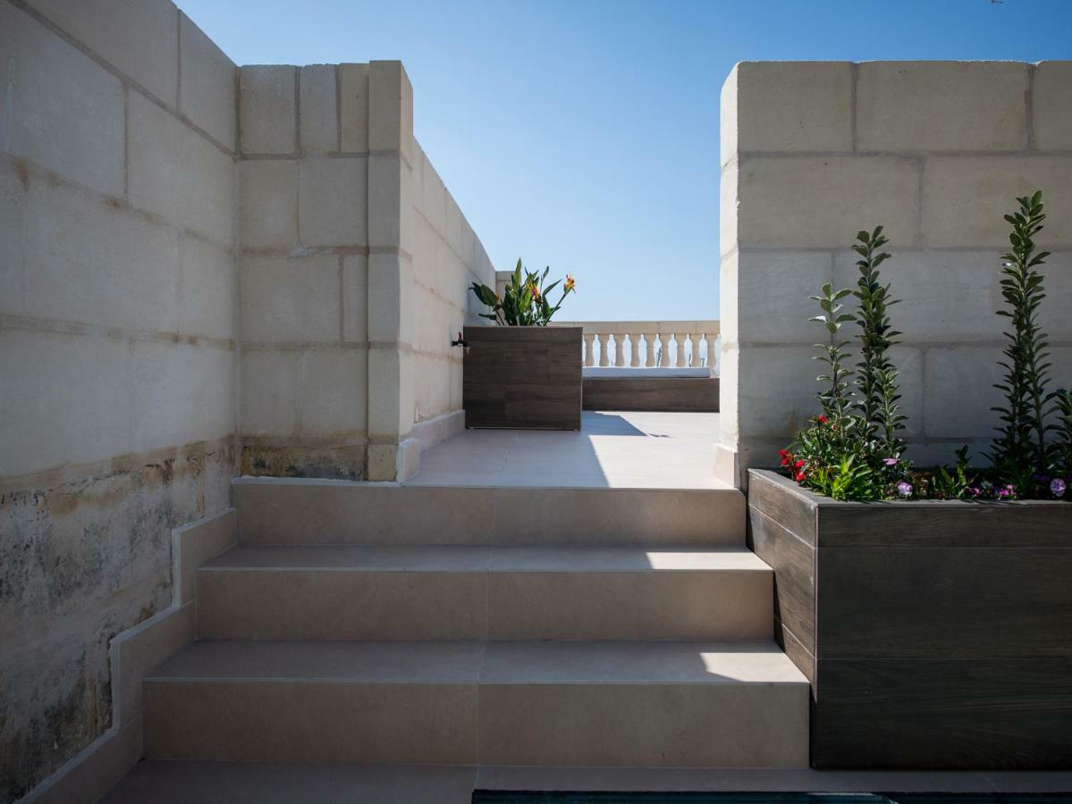 Julesy'S Bnb Cospicua Exterior foto
